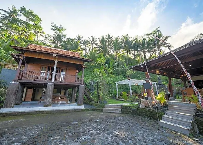 Medukuh Point Hill Hotel